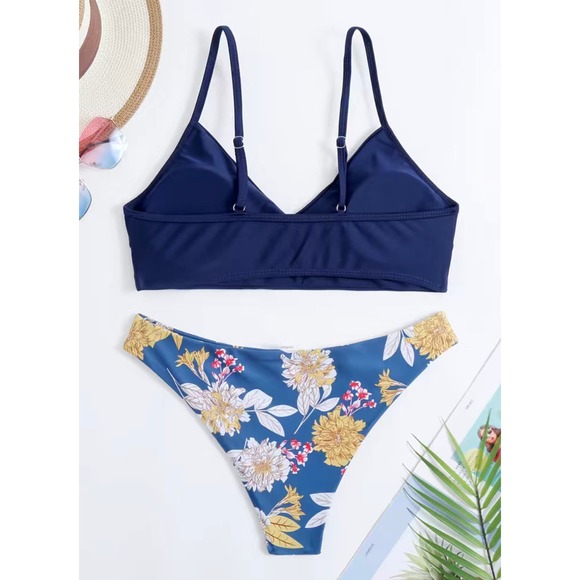 NEW Blue Floral Contrast Wrap Top Bikini Adjustable Straps Medium - Picture 3 of 5